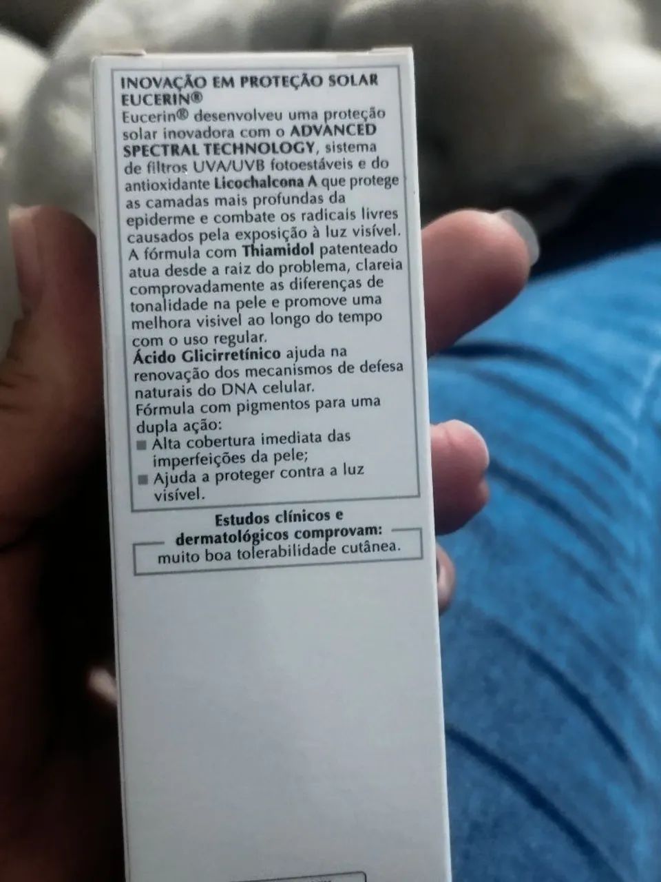 Protetor solar FPS 70 Eucerin  - Foto 4