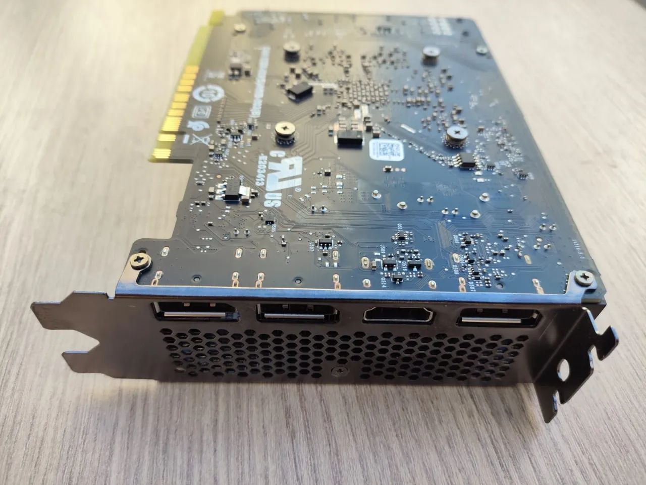 GeForce RTX 4060 - Foto 4