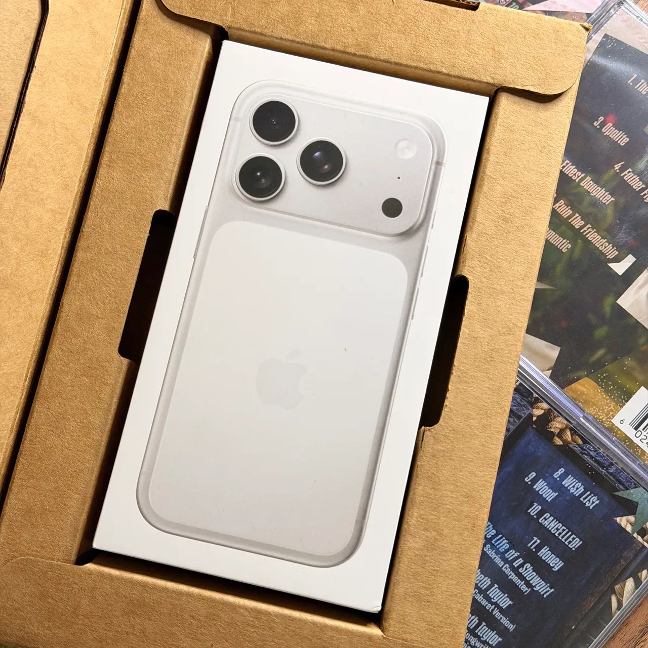 未開封 Apple iPhone17 Pro 256GB シルバー ムスビー｜新品・未開封 iPhone 17 Pro 256GB シルバー 国内版 SIM