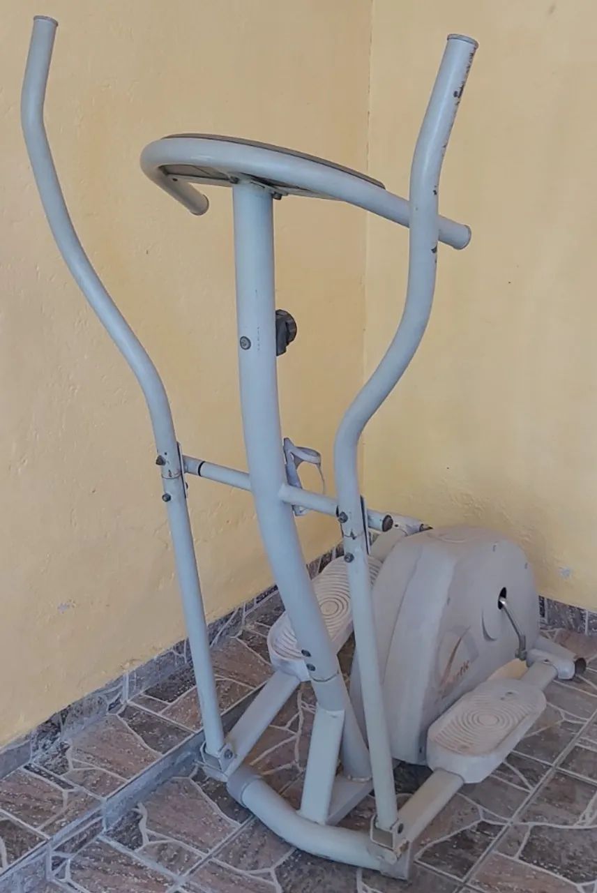 Elíptico Athletic Extreme 1000
