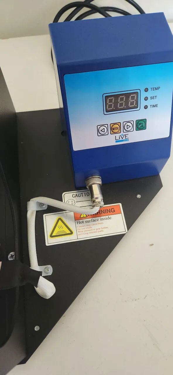 Prensa térmica para canecas personalizadas