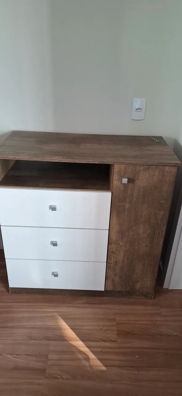 Vendo cômoda 100% MDF