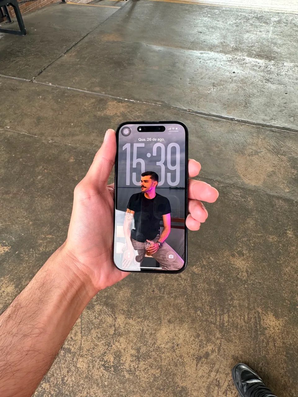 iPhone 15  - Foto 2