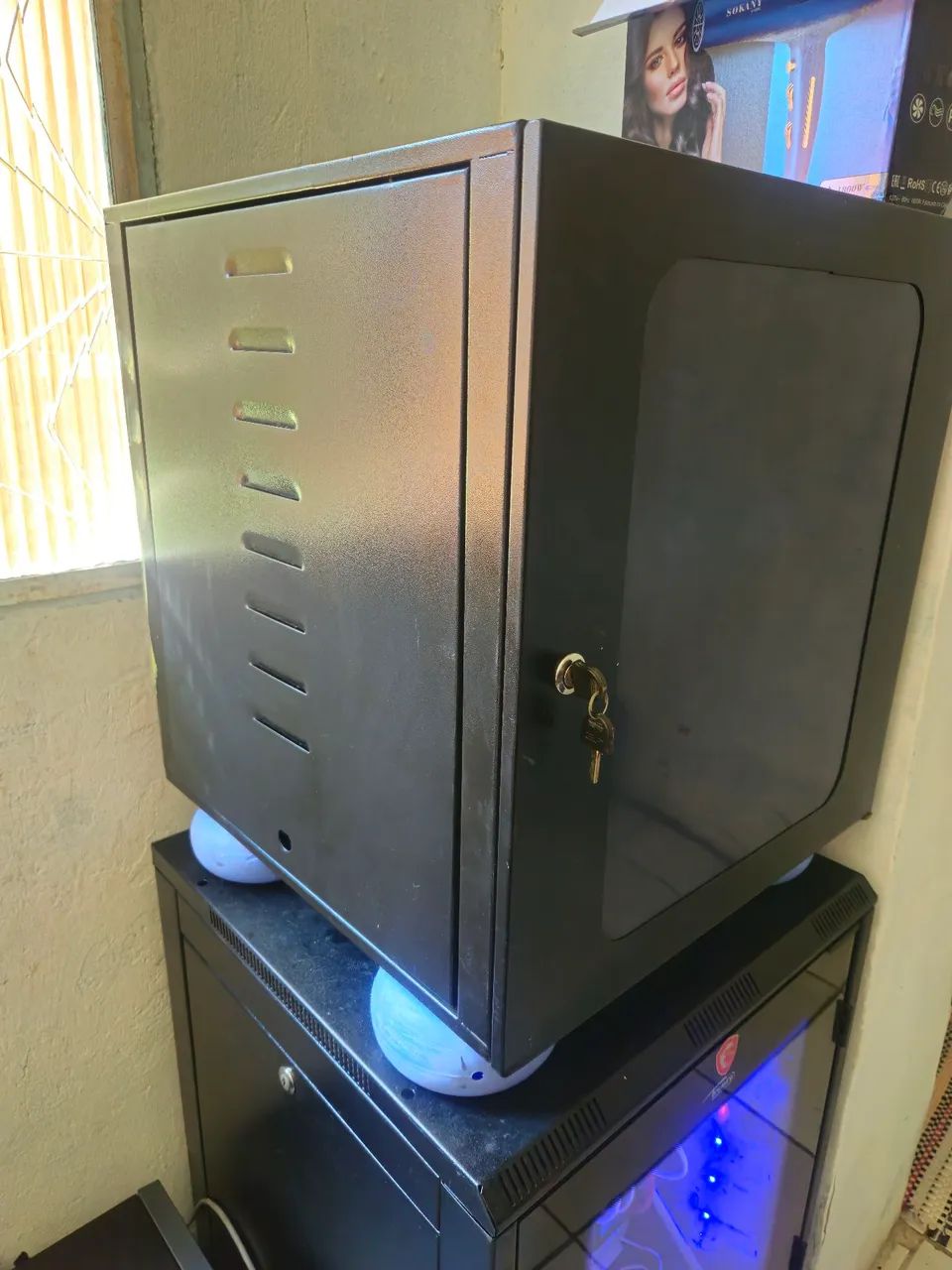 Rack 12U periféricos 