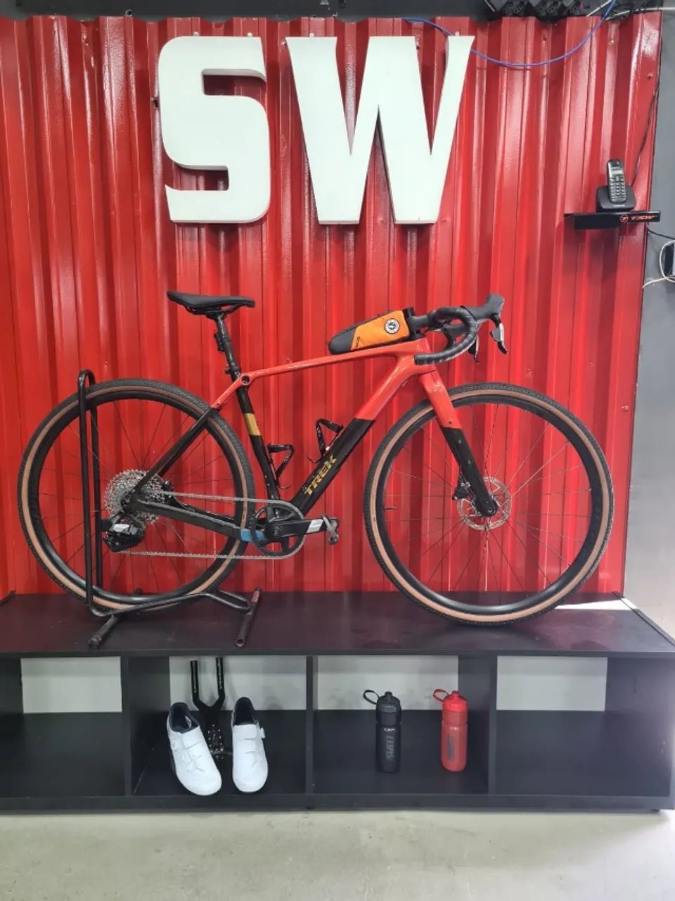 【中古】　trek checkpoint sl5 フレームセット（49） Trek Checkpoint SL 5 Carbon Tam S - SRAM Apex AXS + Power Meter