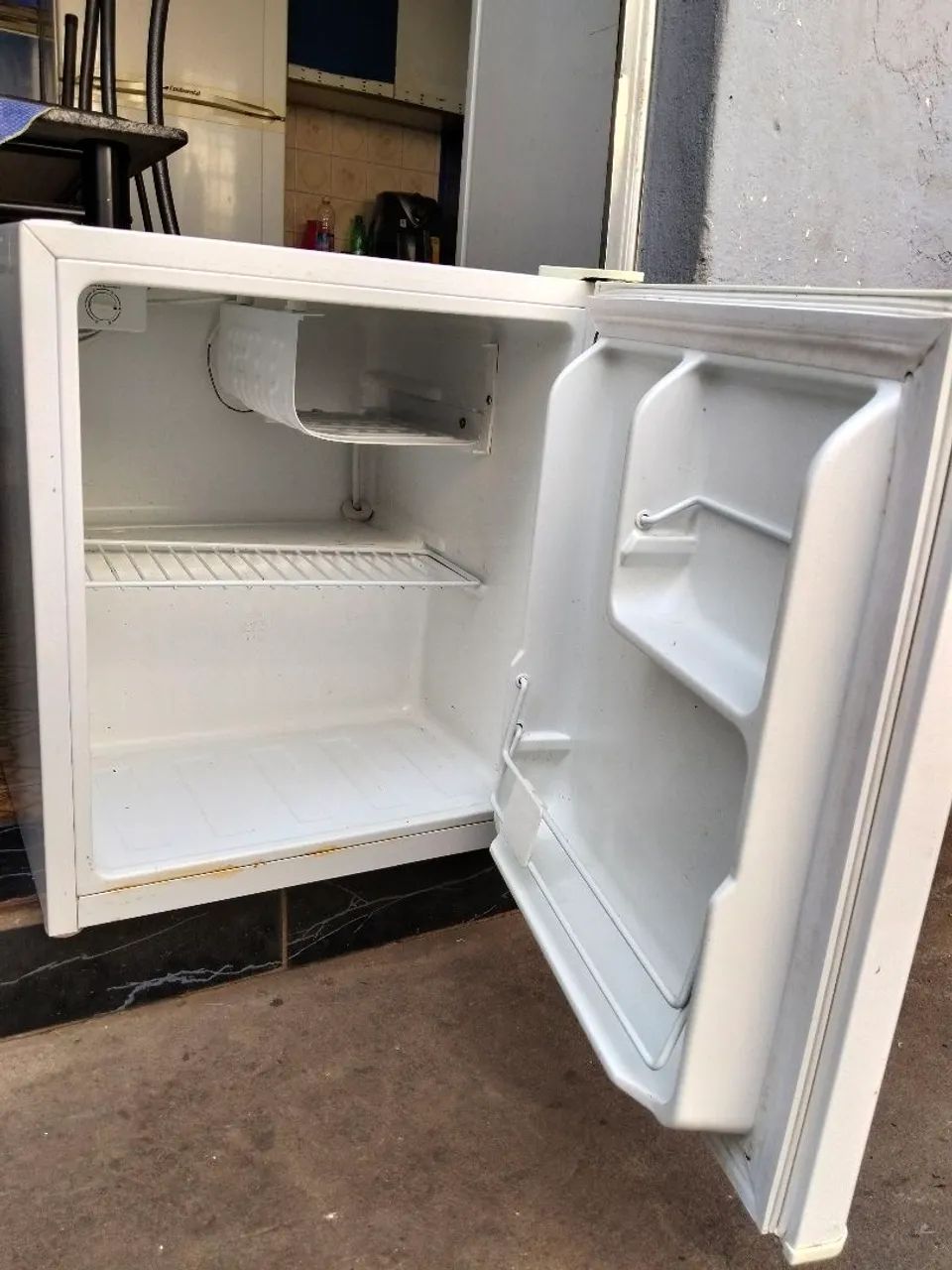 FRIGOBAR PHILCO /PH50 - Foto 3