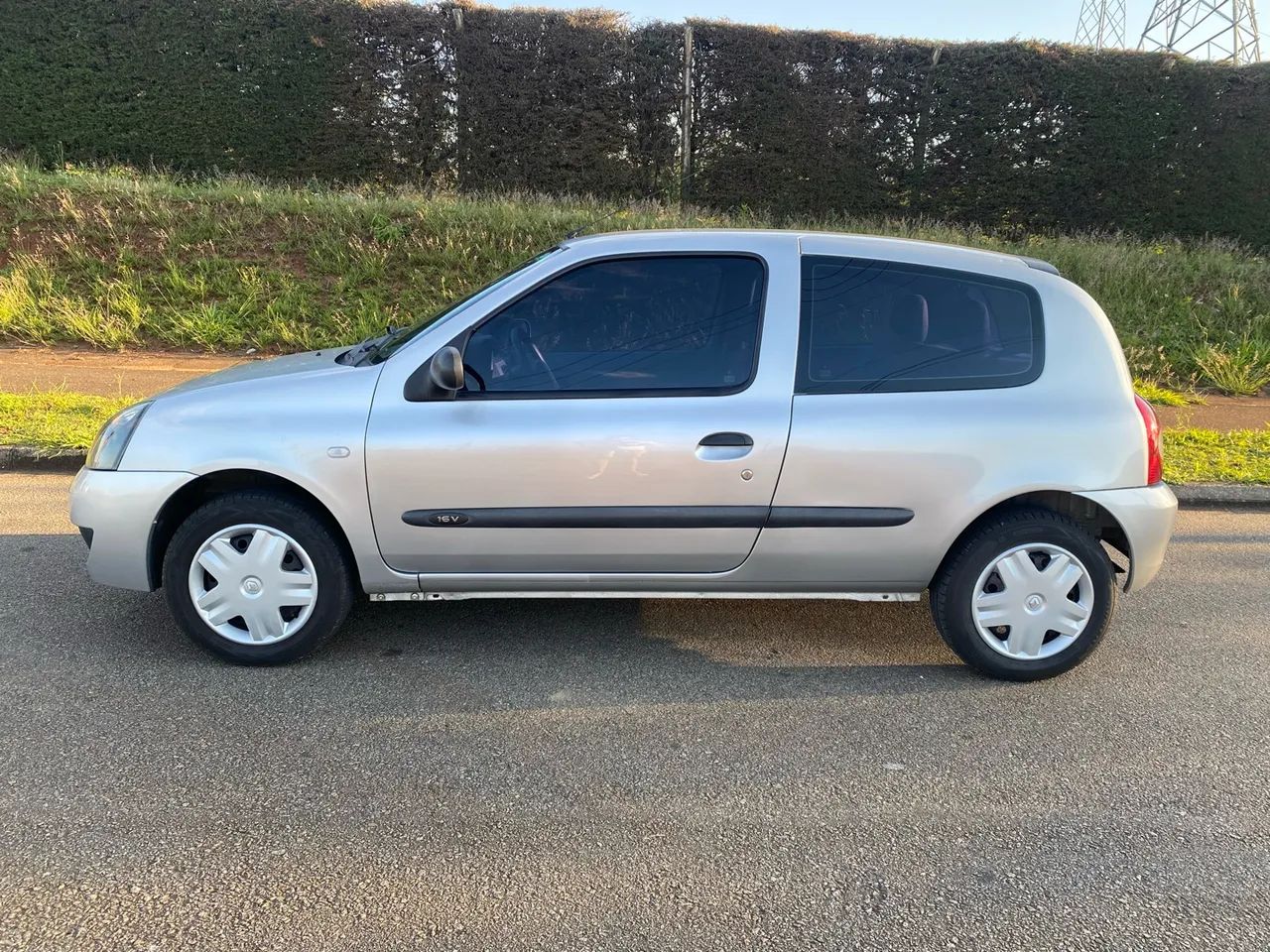 Renault Clio Clio Campus Hi-Flex 1.0 16V 3p 2010
