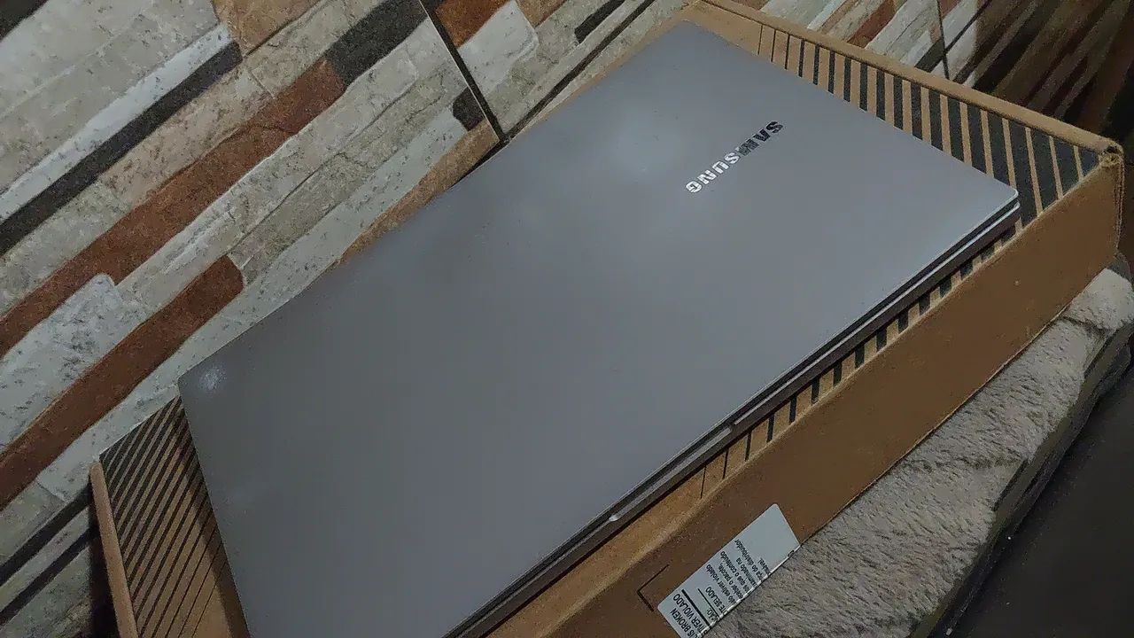 Notebook Samsung book E20 8GB RAM - Foto 2