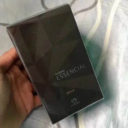 Perfume essencial 