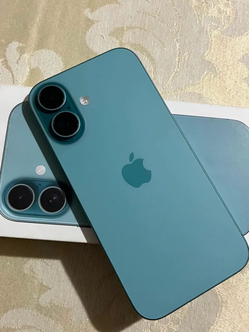 IPHONE 16 128GB TEAL AZUL VERDE - BATERIA 92% + CAIXA - Celulares