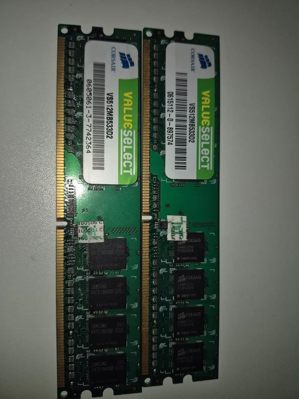 Memória RAM  desktop V512MB533D2