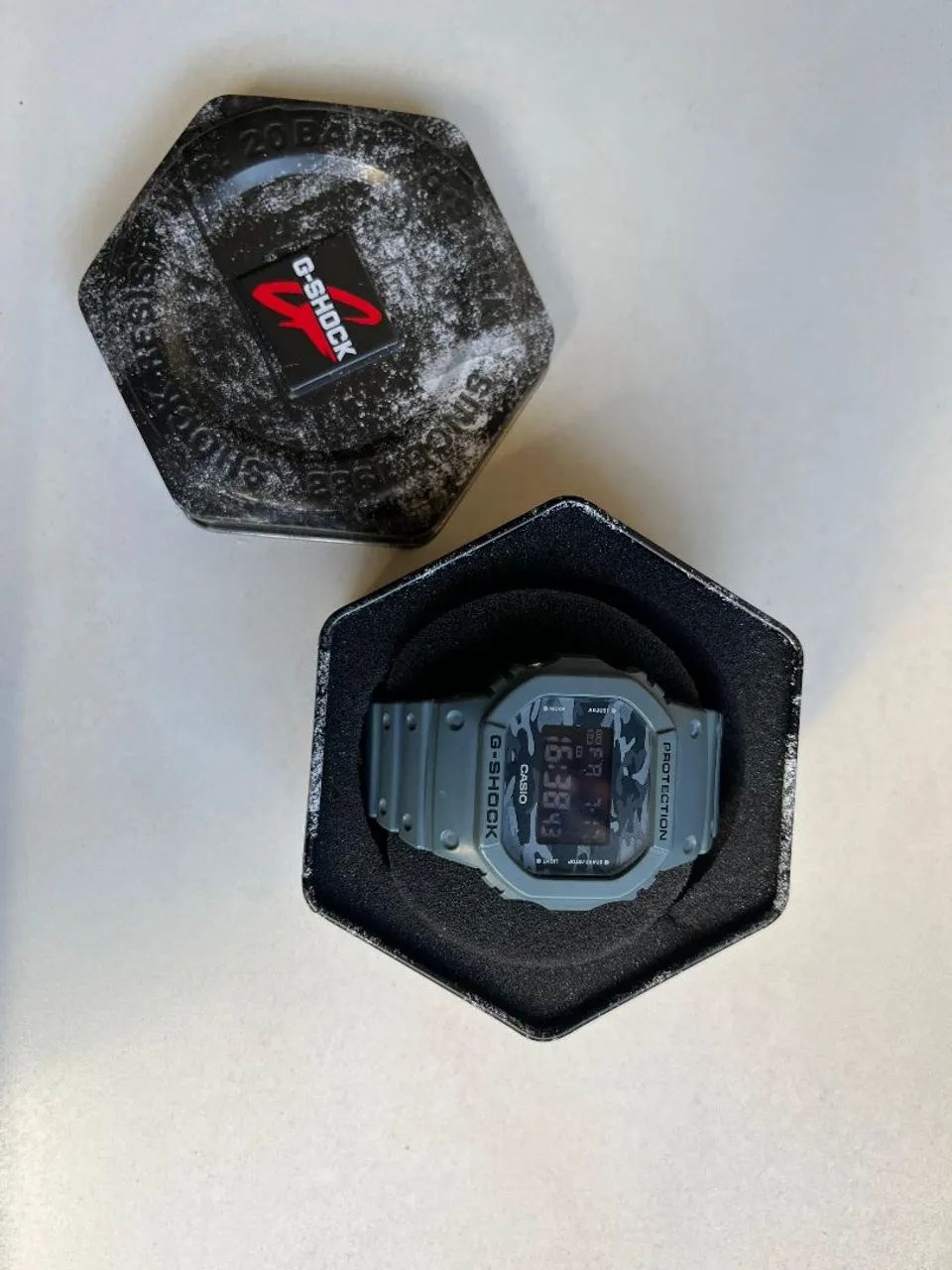 Casio G-Shock DW-5600CA-2DR - Foto 2