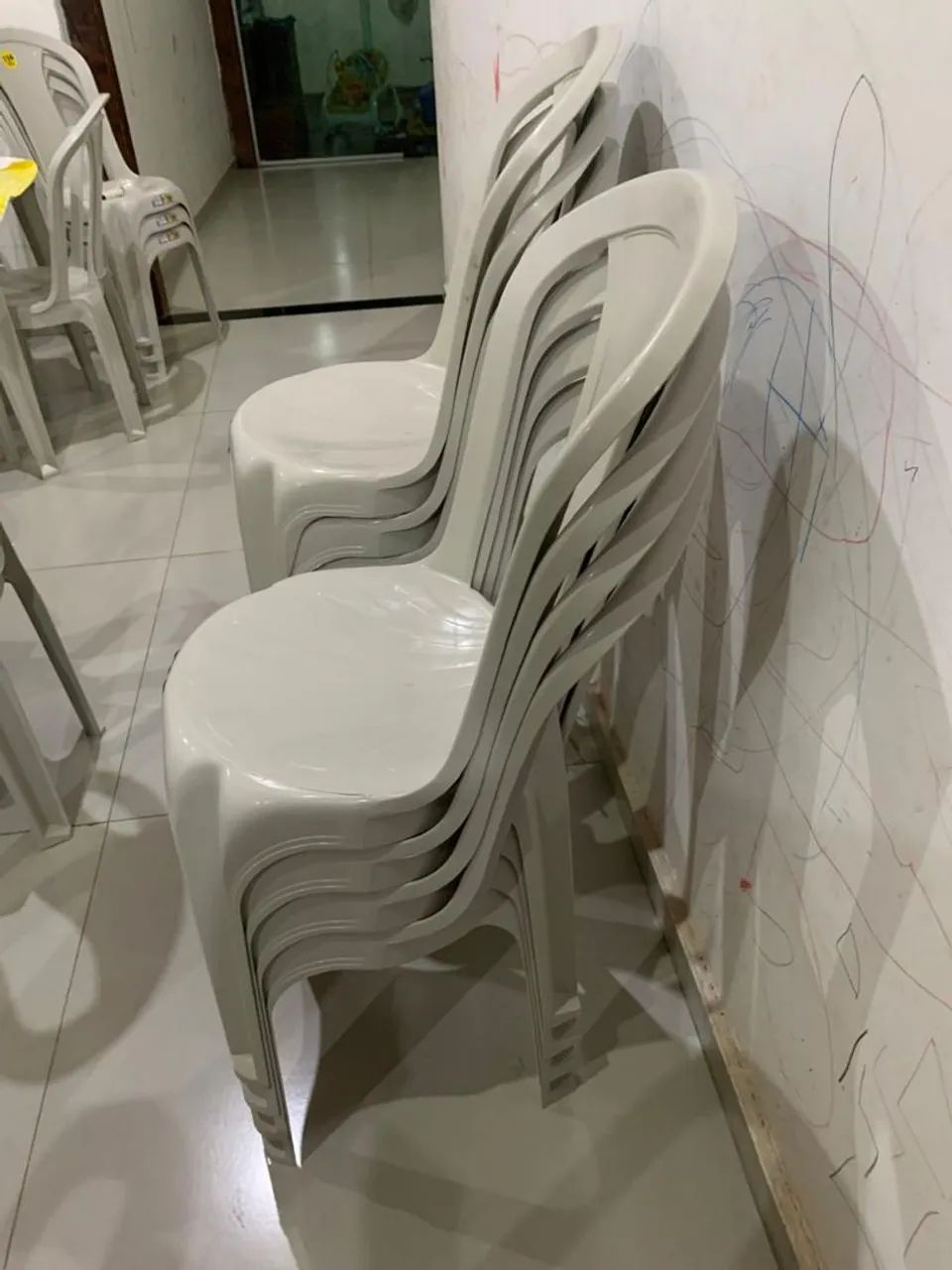 Conjunto de mesa e cadeira  - Foto 2