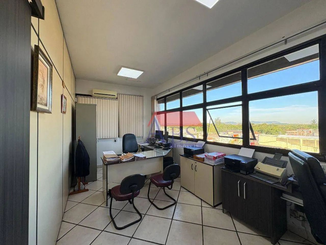 Conjunto comercial bem localizado. - Foto 4