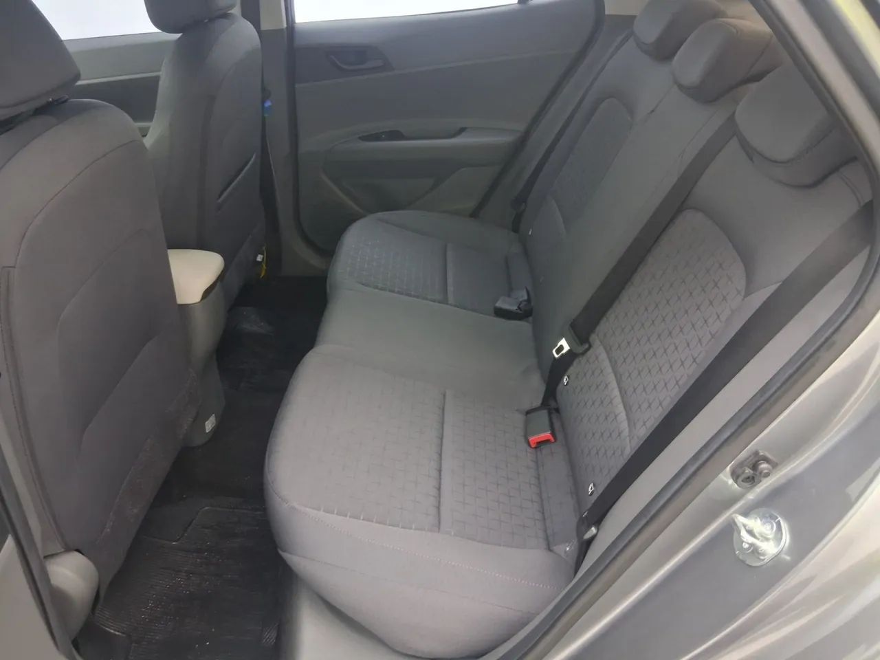 Hyundai HB20S Limited 1.0 TB Flex 12V Aut., foto 18 de 18