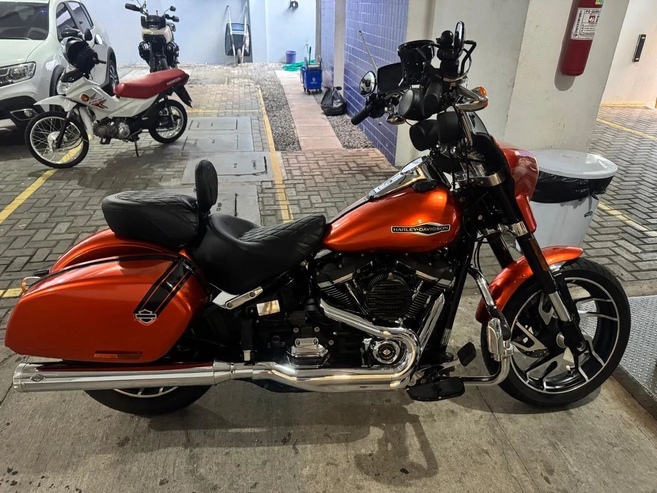 HARLEY DAVIDSON SPORT GLIDE  - Foto 5
