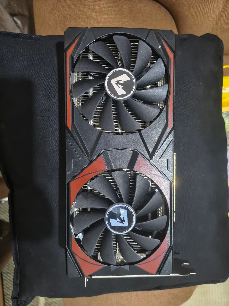Rx 5700 com defeito 