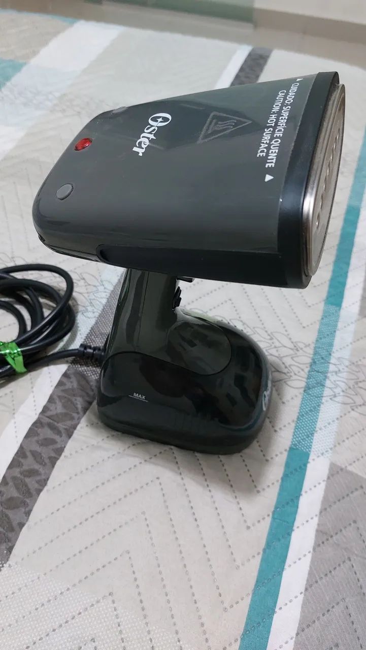 Ferro a Vapor Oster - Foto 4