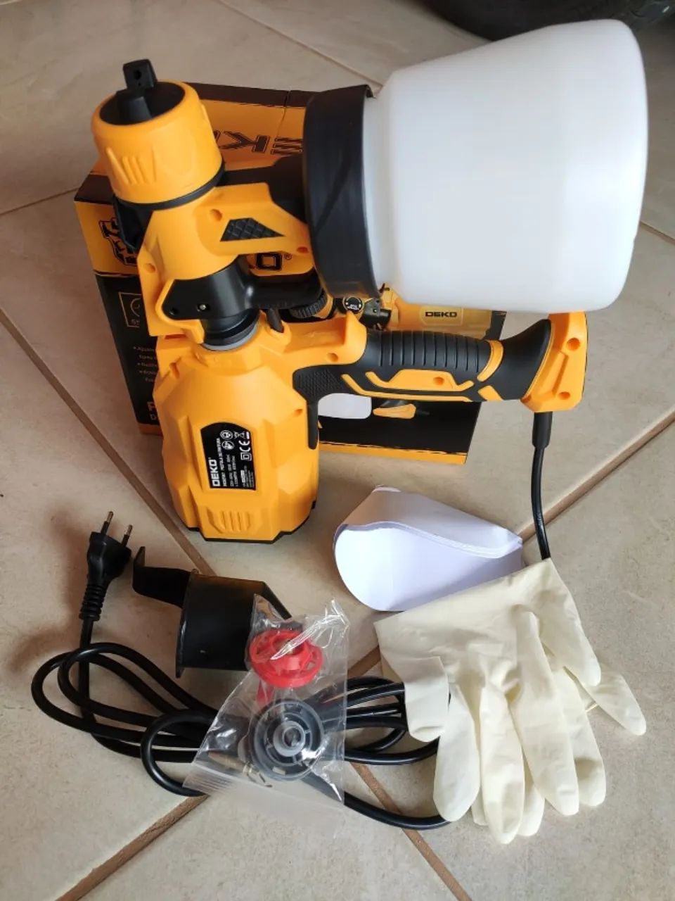 Pistola De Pintura E Pulverizador Deko 550w - Foto 5