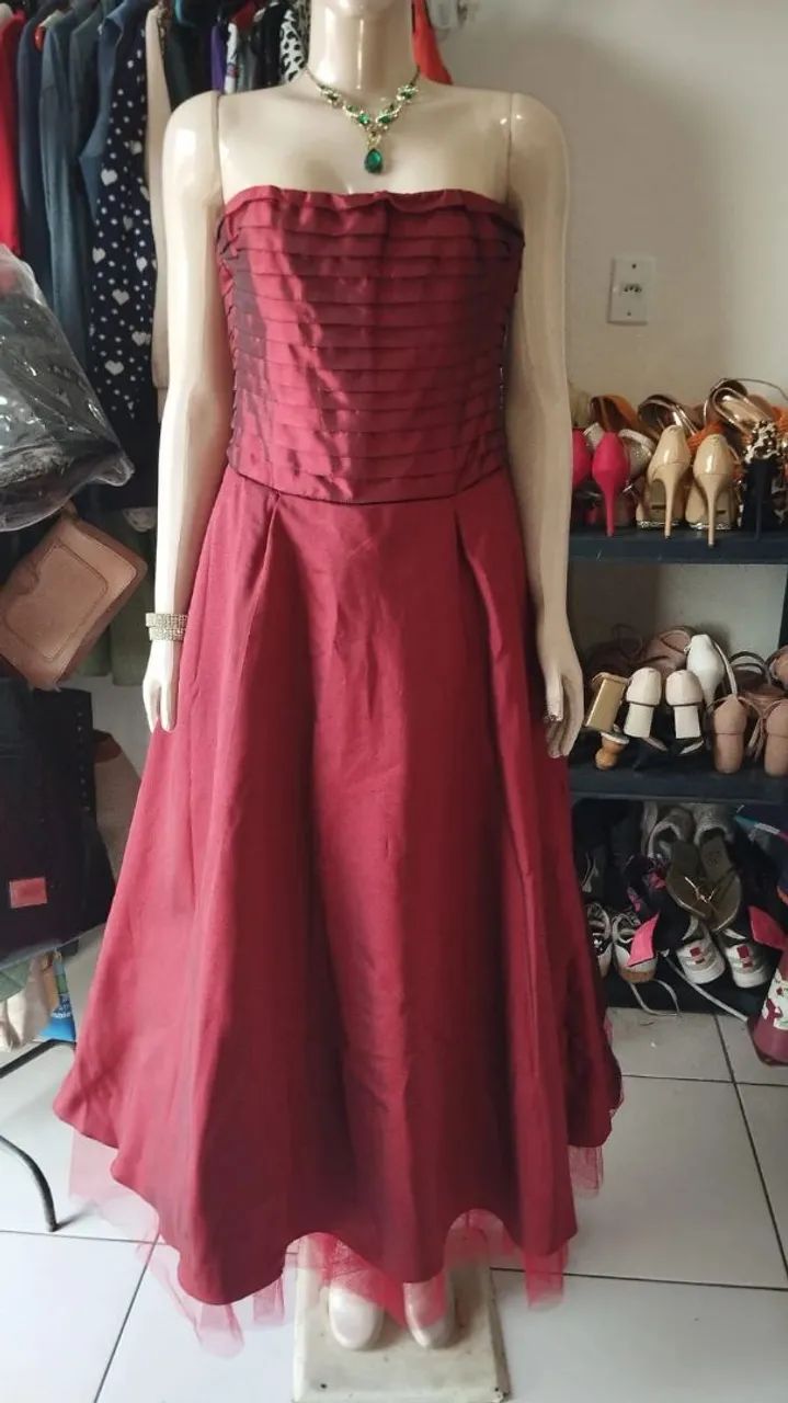 Vestido Rodado com Forro de Tule.