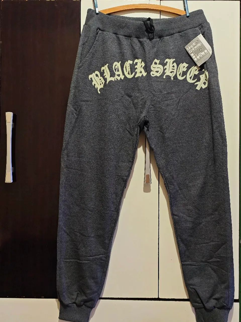 Calça moletom Blacksheep, Original!!! Nova!!!