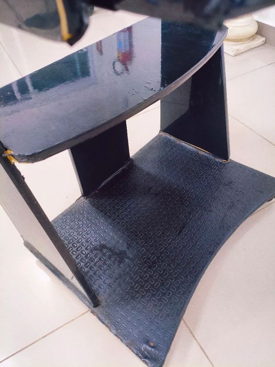 Mesa de Computador Compacta com Rodas e Suporte Retrátil - Foto 5