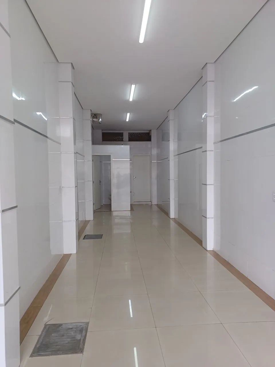 Alugo  Salão Comercial 43m2 na Vila Suissa - Foto 2