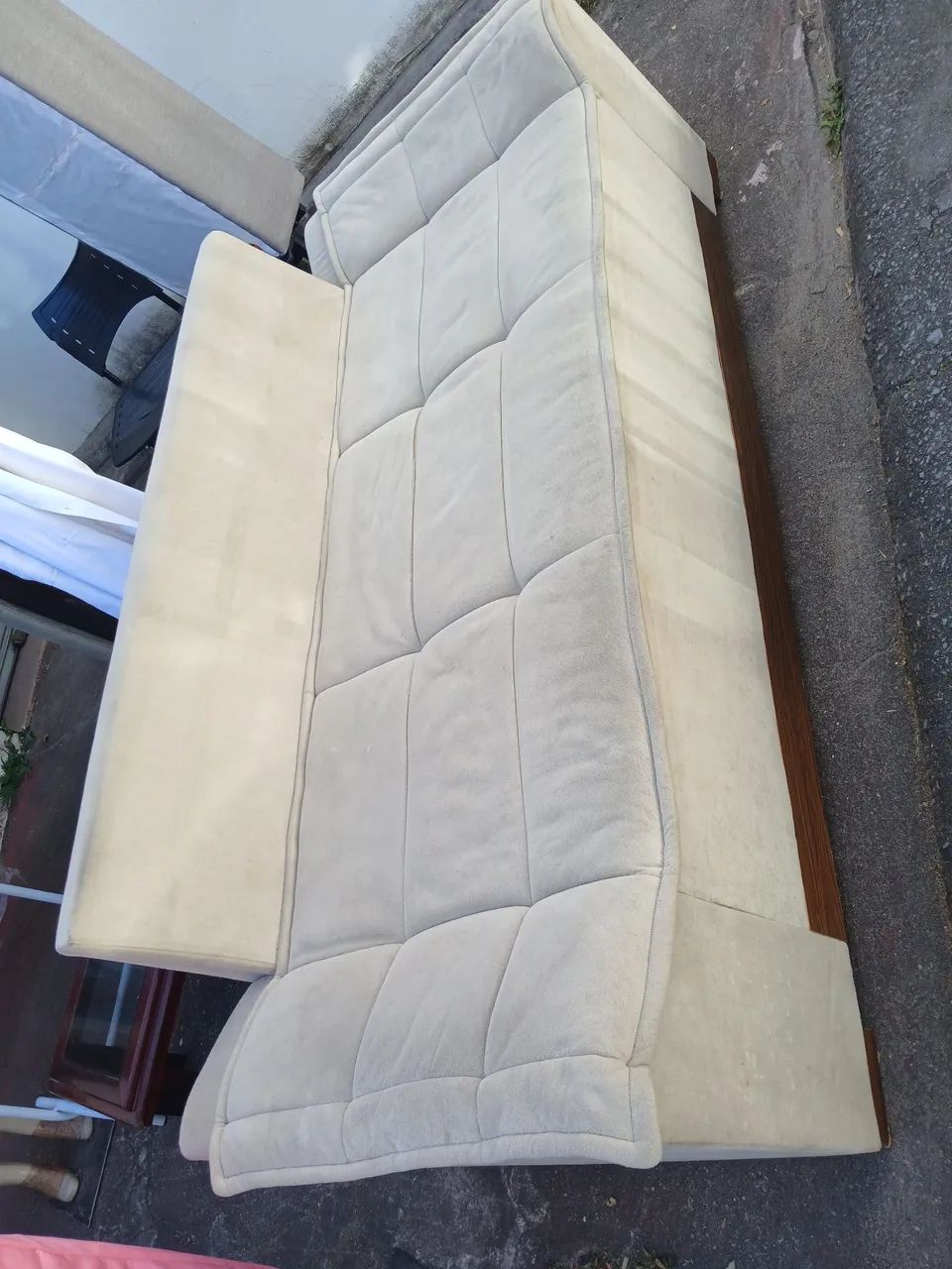 Vendo esse sofá por 400,00  - Foto 3