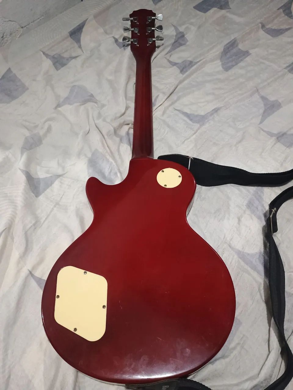 guitarra Benson modelo Les Paul usada + mesa de som  - Foto 2