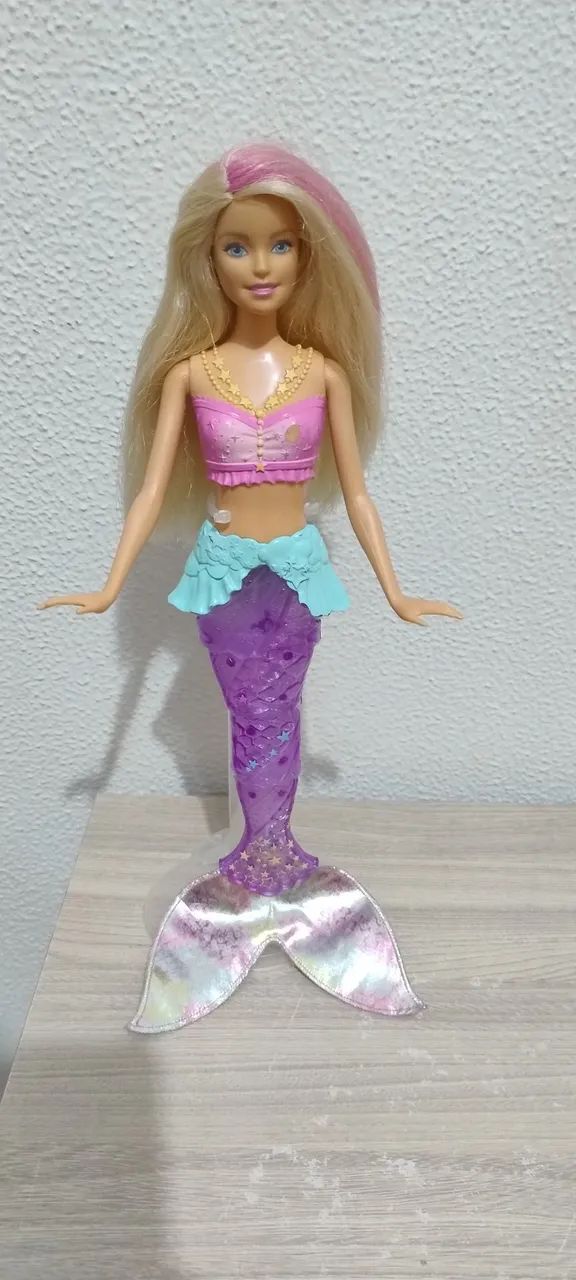 Boneca Barbie Sereia - Luzes do arco-íris - Dreamtopia - Foto 3