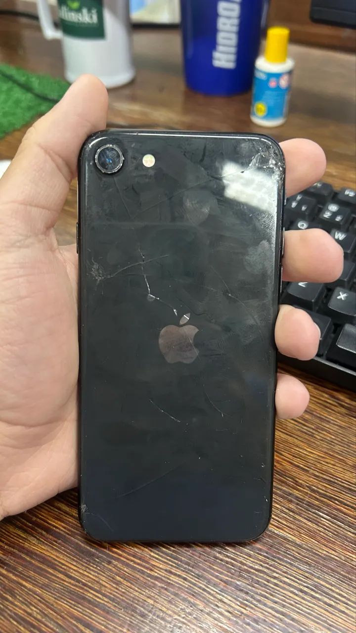 IPHONE SE 2020
