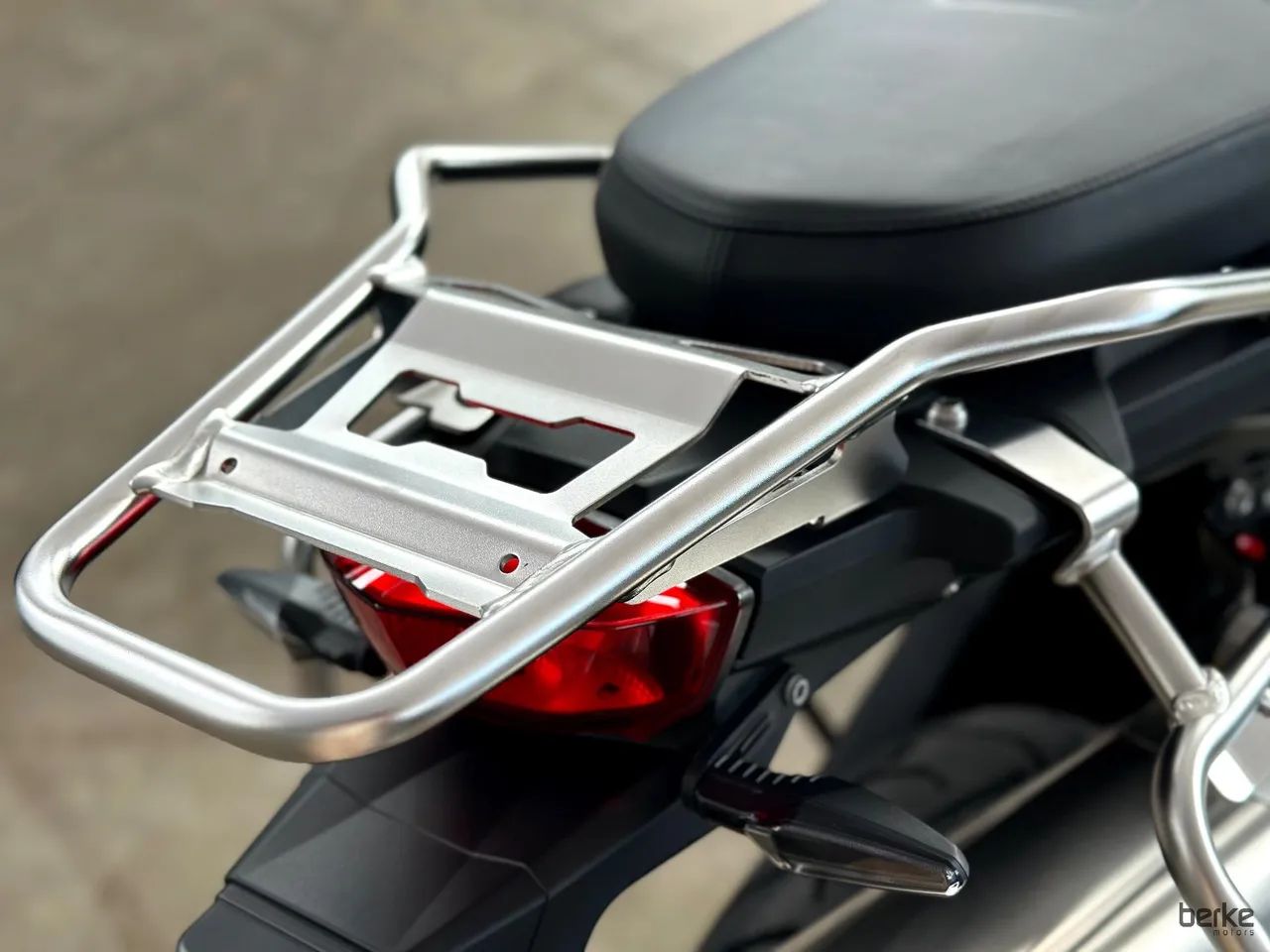 F 900 GS ADVENTURE PLUS  CINZA 2025/2026 - Foto 5