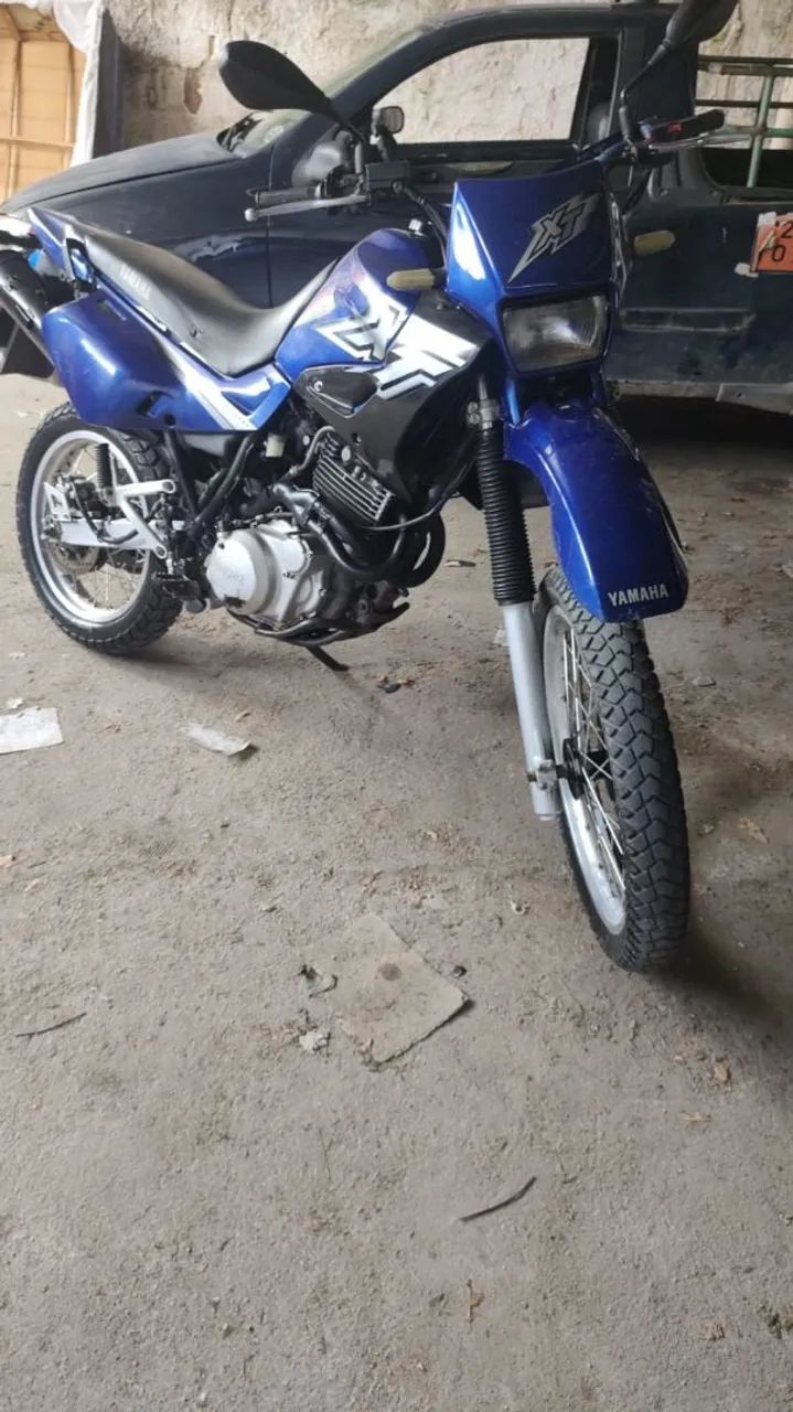 XT 600 2002 emplacada pronta pra transferir 