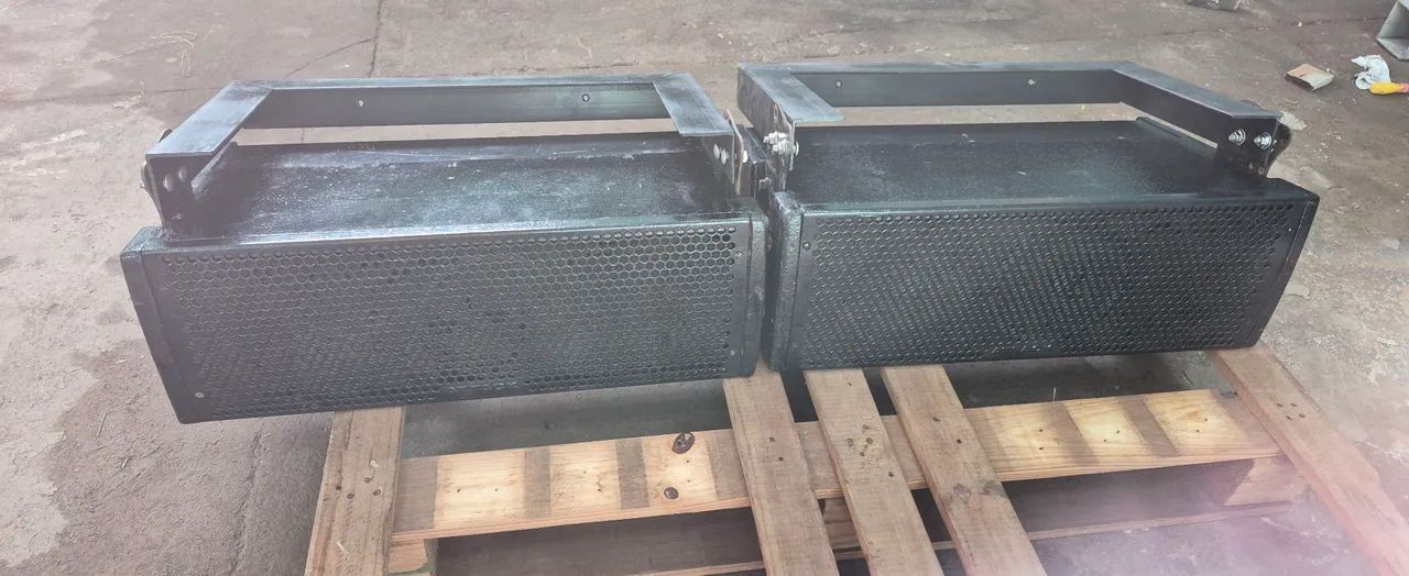 Par de caixa Line Arrays ATTACK VRV 206A 