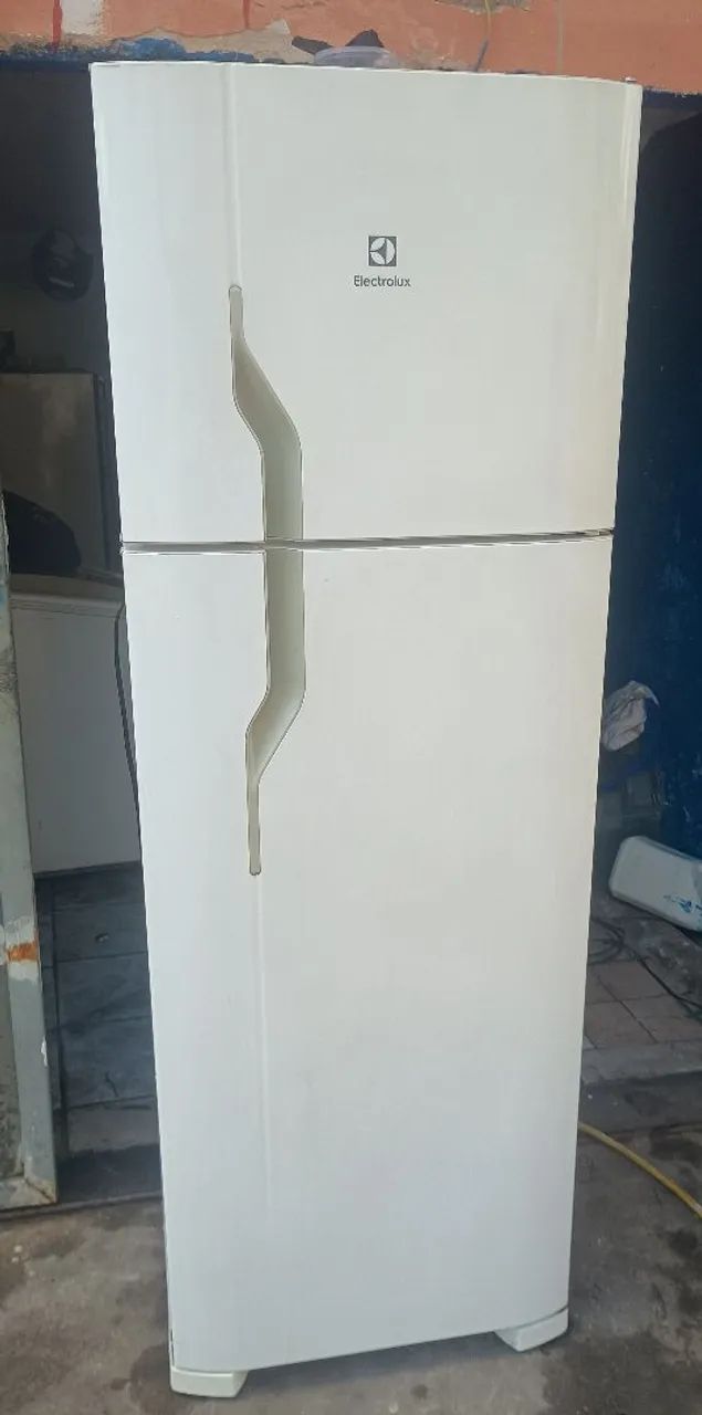 VENDO ESTA GELADEIRA DUPLEX 
