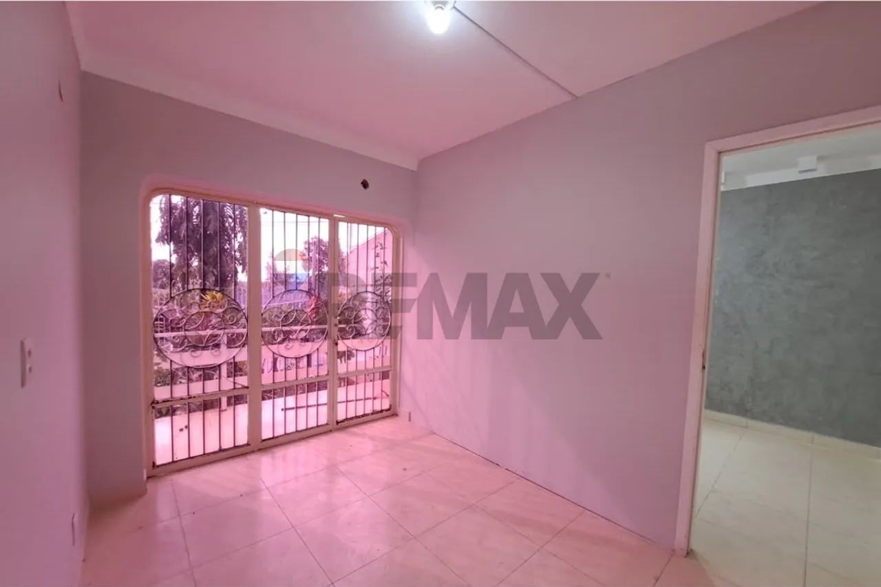 Aluguel: Amplo Imóvel Comercial no Bairro Quilombo | Ideal para Clínicas e Escritórios de  - Foto 2