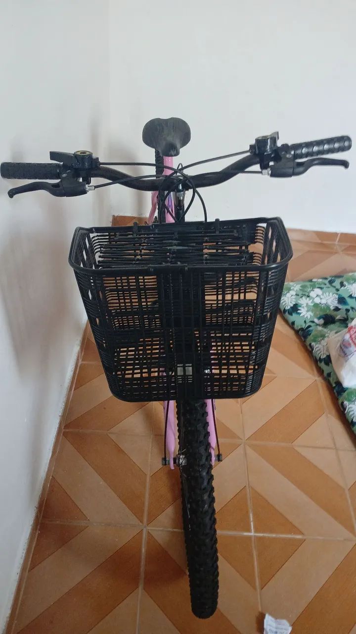 Duas bicicletas uma nova e outra usada - Foto 5