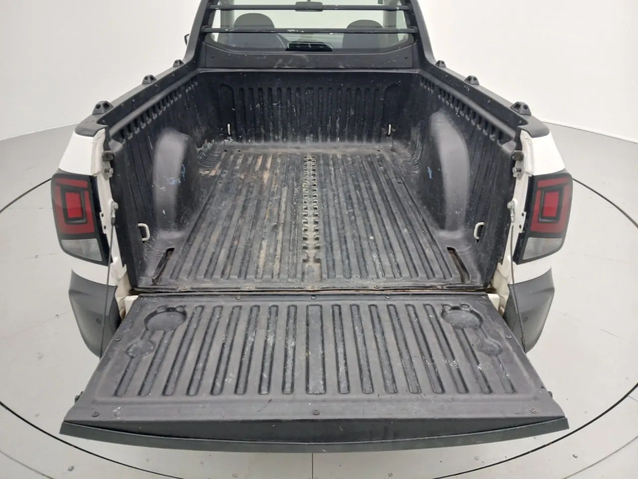 Volkswagen Saveiro Robust 1.6 Total Flex 16V, foto 9 de 16