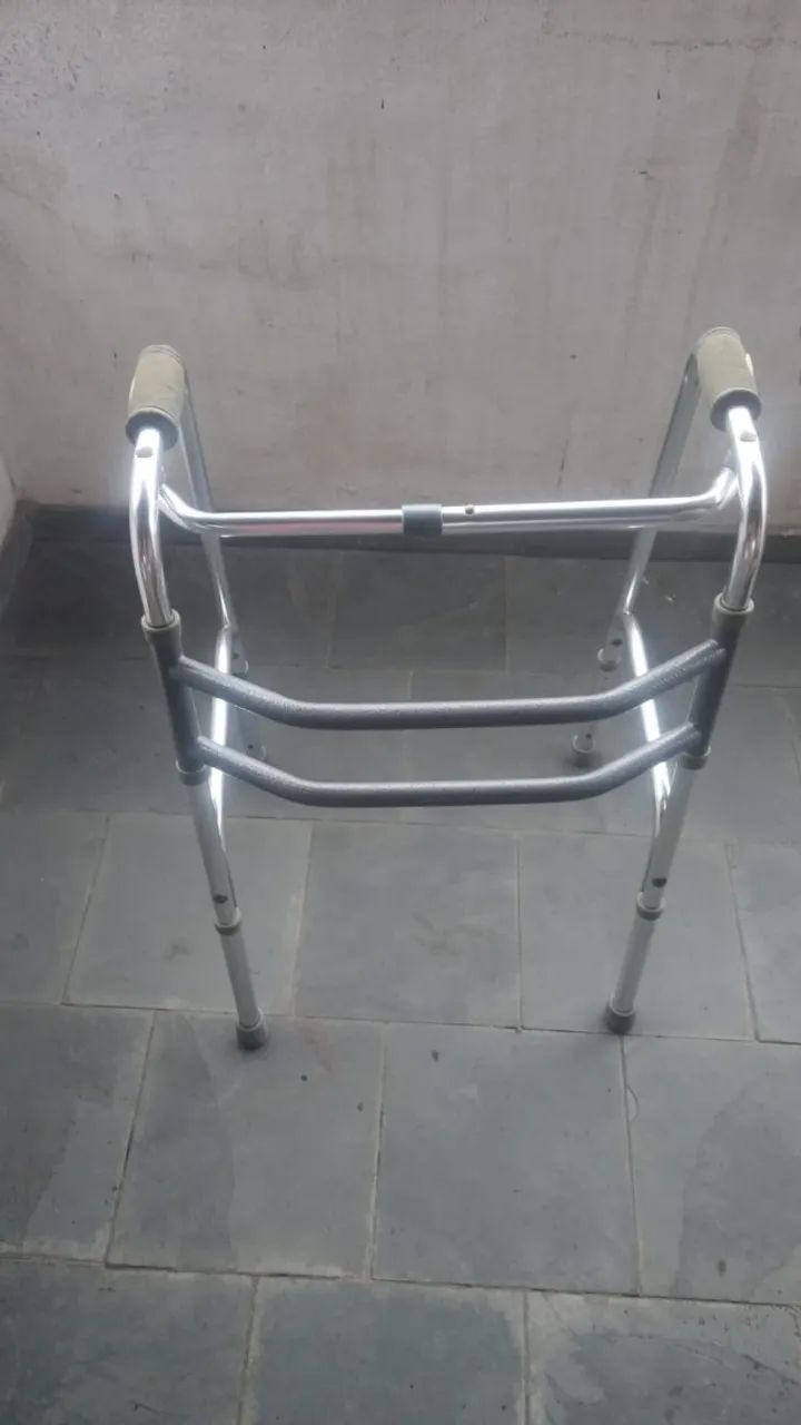 Cadeira de rodas - Foto 5