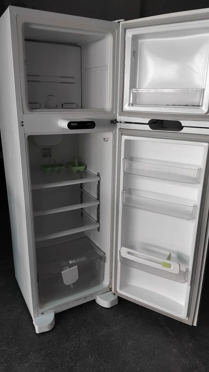 Vendo geladeira Consul  - Foto 2