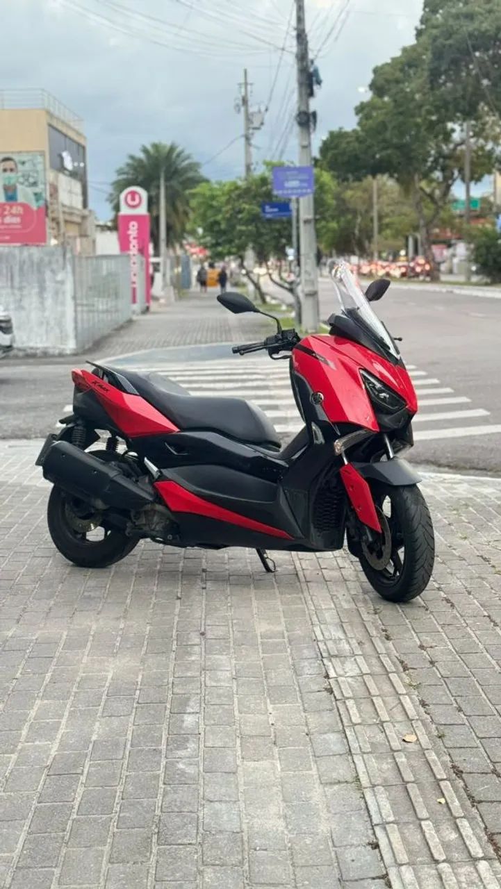 YAMAHA XMAX 250 ABS 2024 - Foto 2