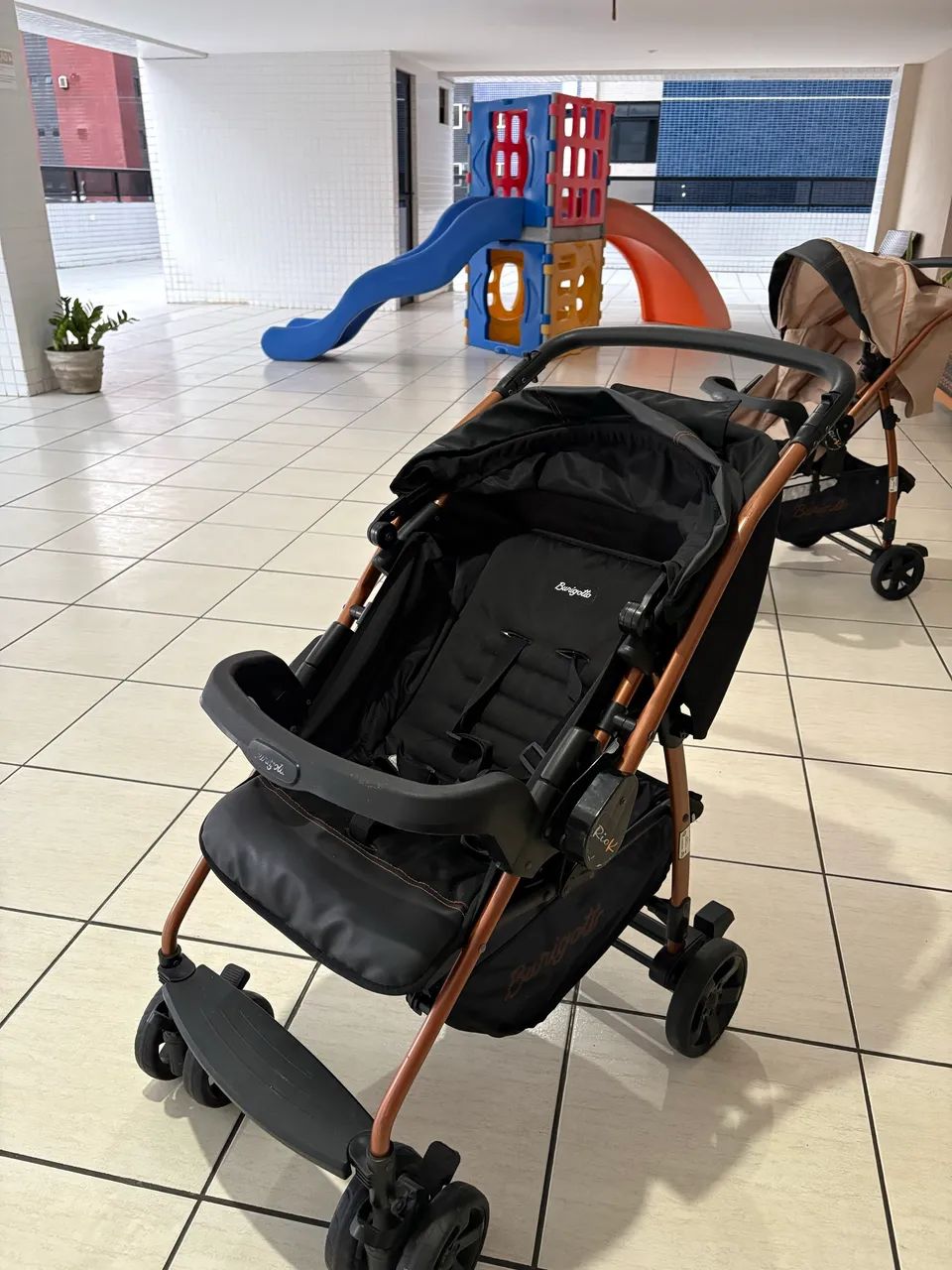 Carrinho de bebê burigotto - Foto 2