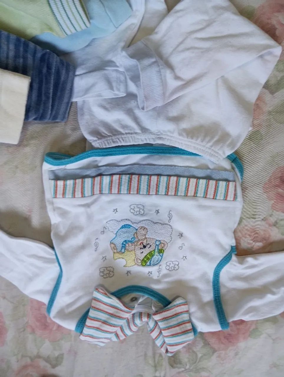 Lote de roupa de bebê  - Foto 5