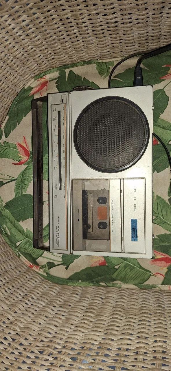 Radio cassete CCE CR340