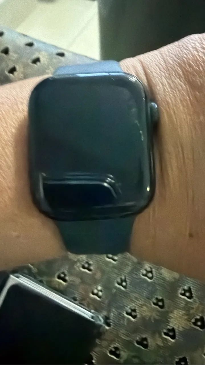 Apple Watch 8 45mm bateria 85% - Foto 4