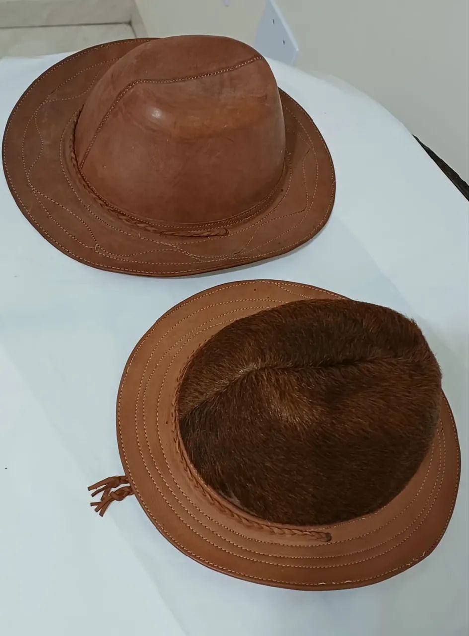 2 chapéus de couro  - Foto 2