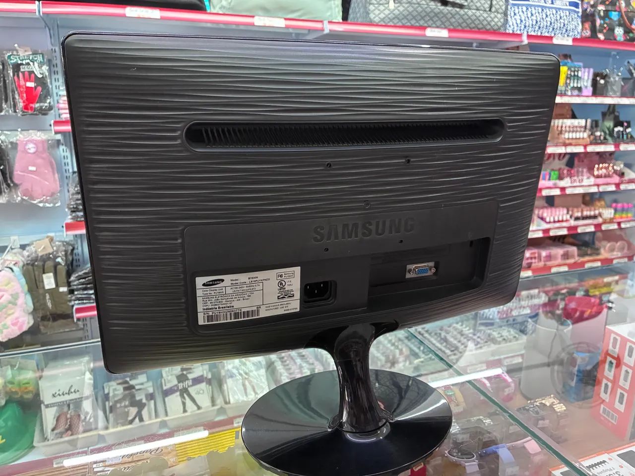 Monitor Samsung 19 polegada - Foto 3