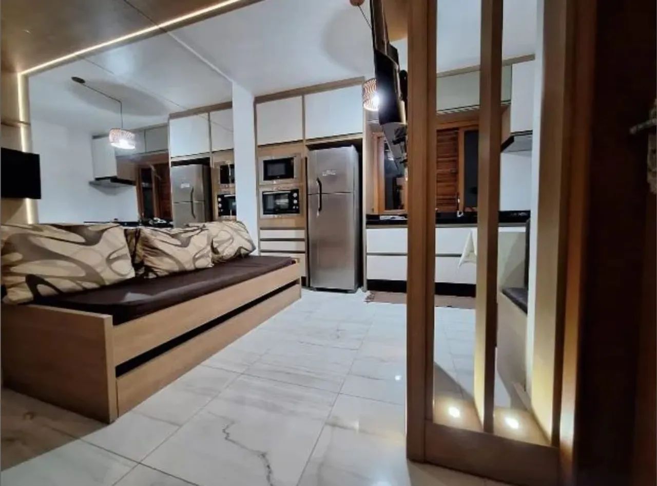 Pousada com 8 apartamentos em Canasvieiras.
