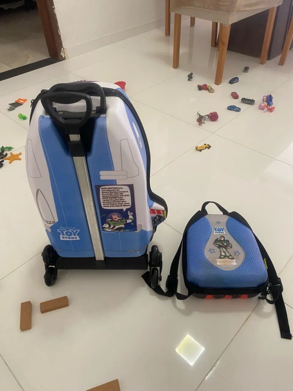 Mochila e lancheira Buzz lightyeah - Foto 3