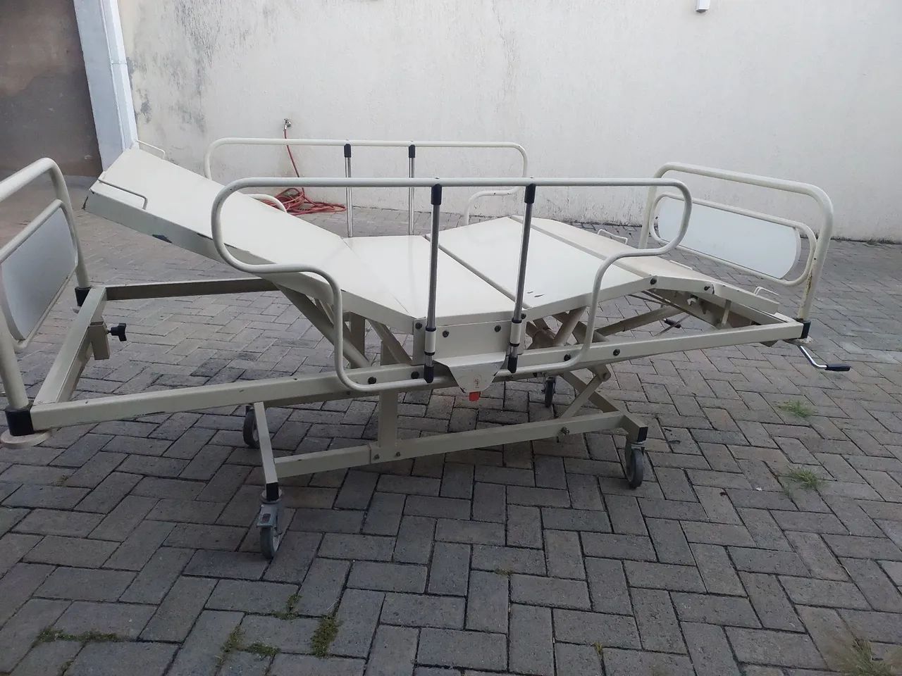 Cama Hospitalar manual 3 posições  - Foto 3